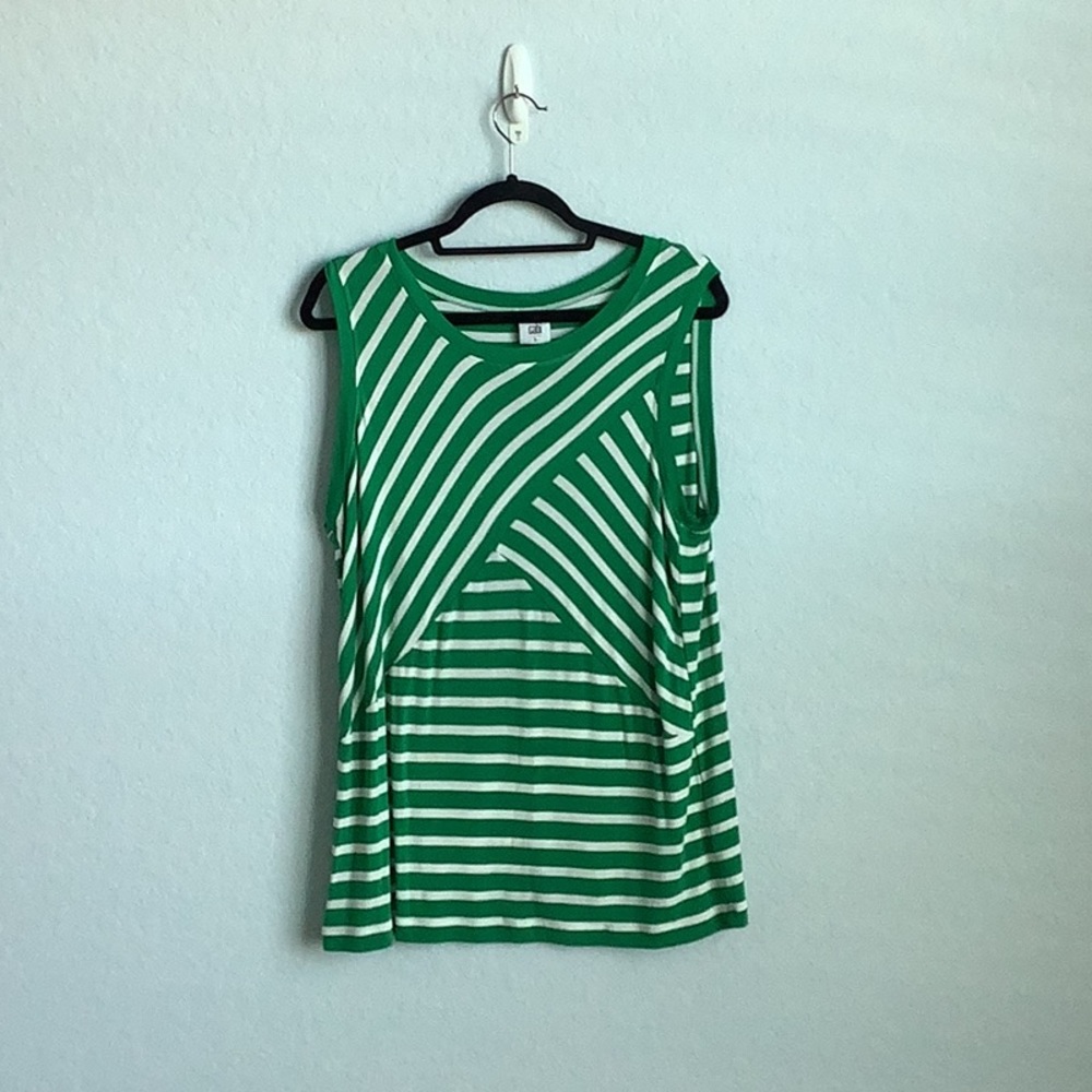 Women’s sleeveless tank